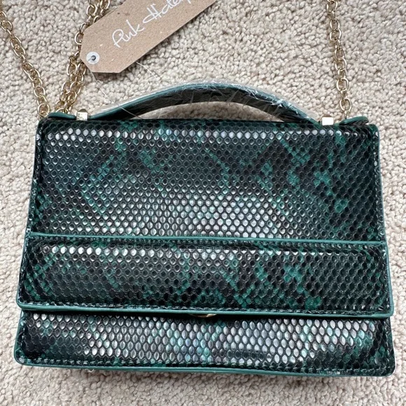 Brand new Pink Haley vegan green animal print crossbody bag - Picture 4 of 8